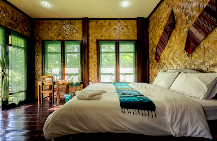 10 conseils astuces reussir voyage laos hotel